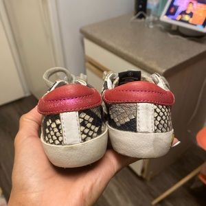 Toddler Golden Goose